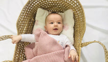 Load image into Gallery viewer, Manta 100% algodão Bambu para bebé e criança Hello Baby
